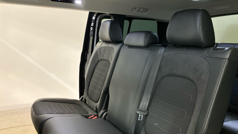 Volkswagen ID. Buzz 210kW Style Pro 86kWh 5dr LWB Auto [7St/Design+] Electric Estate